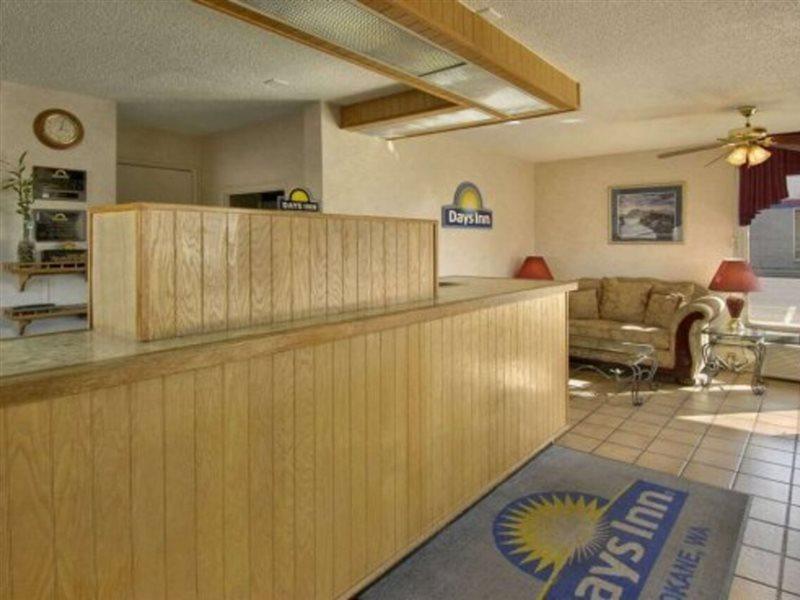 Days Inn Spokane Dış mekan fotoğraf