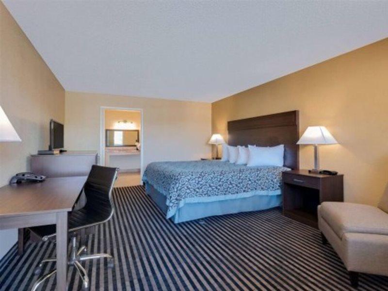 Days Inn Spokane Dış mekan fotoğraf