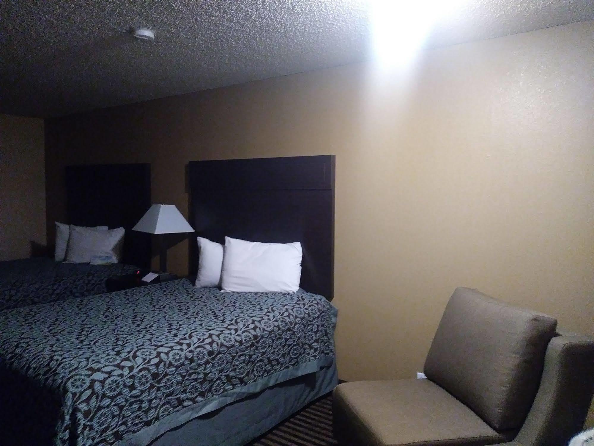 Days Inn Spokane Dış mekan fotoğraf