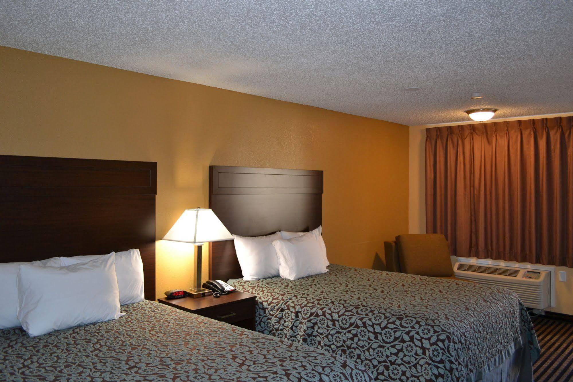 Days Inn Spokane Dış mekan fotoğraf